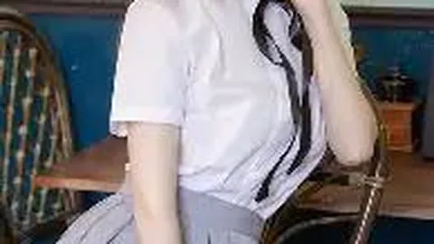 女明星吸烟成瘾内幕：揭秘镜头后重压下的生存真相