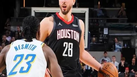 申花十将客场斩落海牛，路易斯一击得分定江山